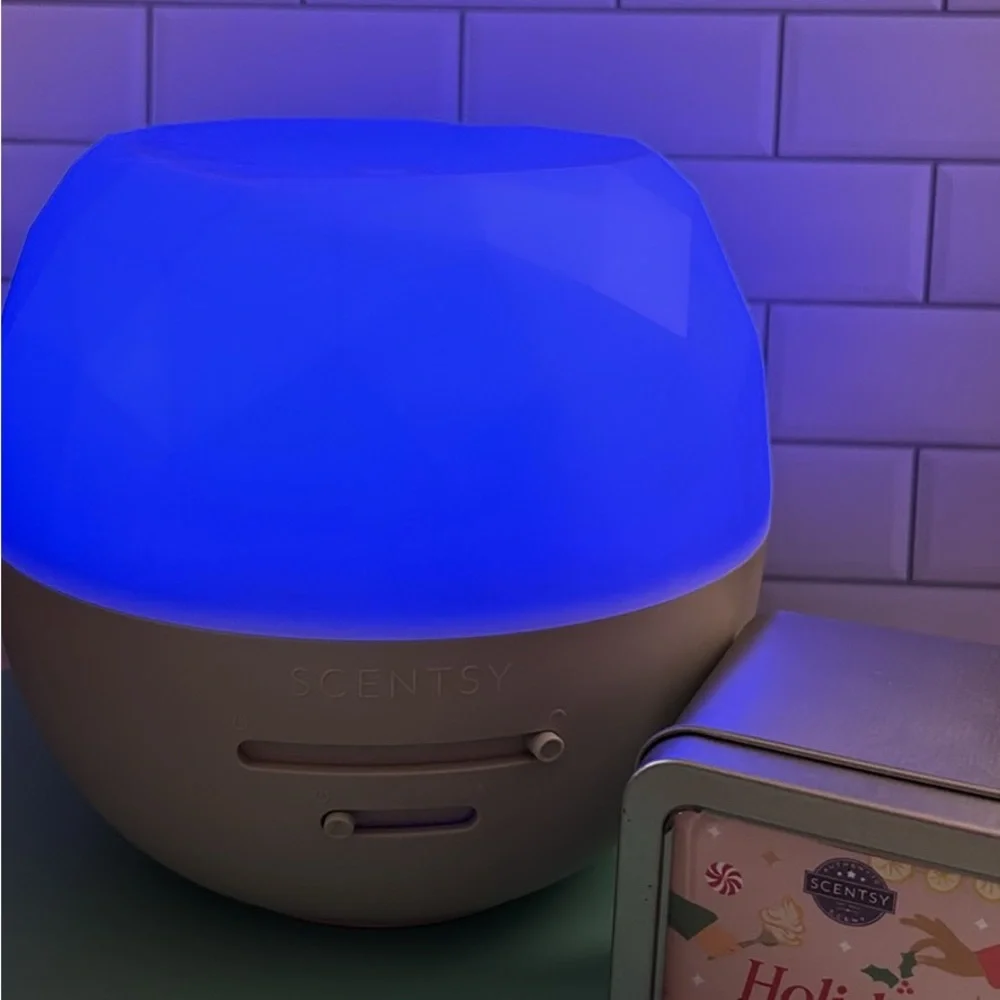 Scentsy Geometric essential oil diffuser